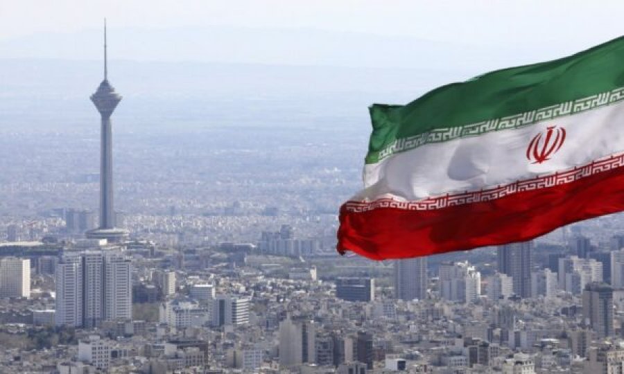 Irani: Heqja e sanksioneve do të jetë një përparësi gjatë bisedimeve me SHBA pas nënshkrimit të marrëveshjes