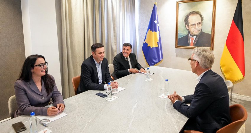 Abdixhiku pret ambasadorin gjerman: Vendi ka nevojë për stabilitet politik dhe institucional