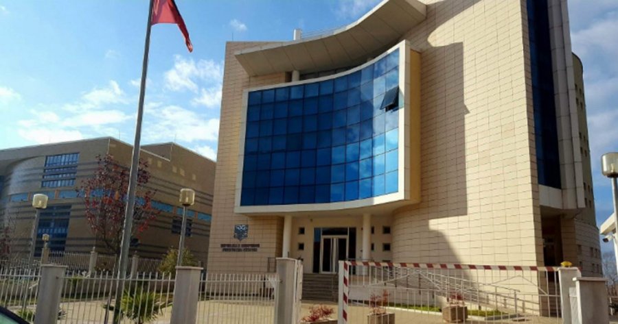 parate-e-droges-i-investoi-ne-shqiperi-prokuroria-e-shkodres-con-ne-gjyq-nje-shtetas-e-familjaren-e-tij