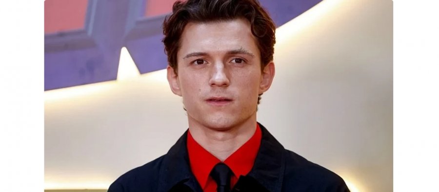 tom-holland-flet-per-here-te-pare-rreth-thashethemeve-se-eshte-martuar-me-zendaya-n