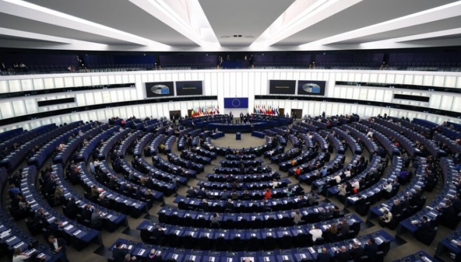 Parlamenti Europian miraton marrëveshjen tregtare BE-SHBA