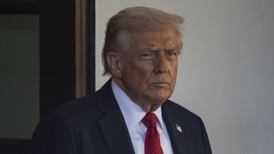 Fond 300 miliard $ për Iranin, Trump hedh poshtë pretendimet për pagesa 
