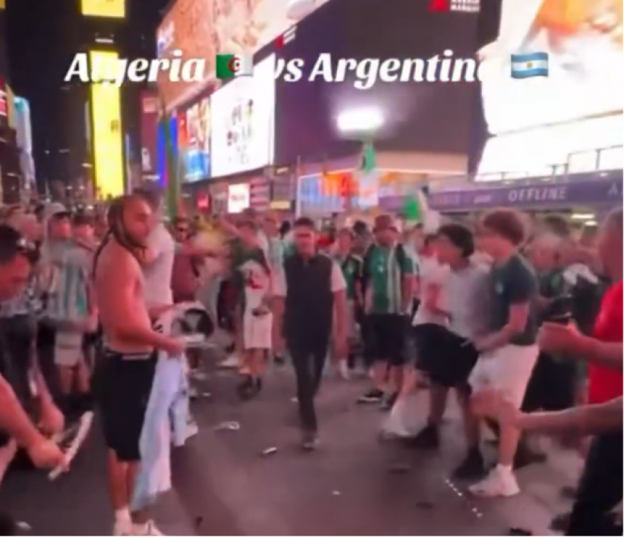 VIDEO/ Kaos para Argjentinë-Algjeri, tifozët përleshen në zemër të Nju Jorkut