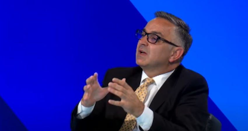 “Po na ndajnë në ne dhe ata”, Tahiri kritikon qasjen politike të Kurtit