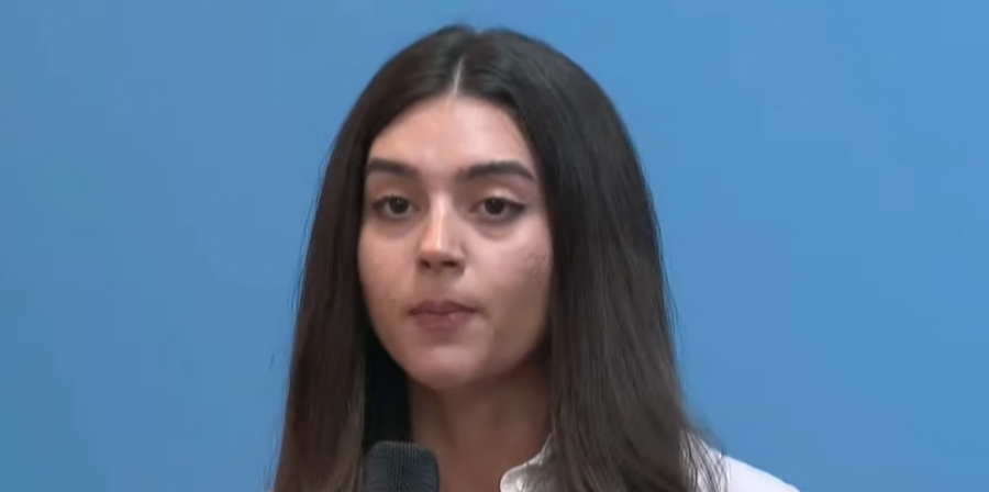 Andia Ulliri: Të mbështesim protestën, të jemi në krah të rinisë