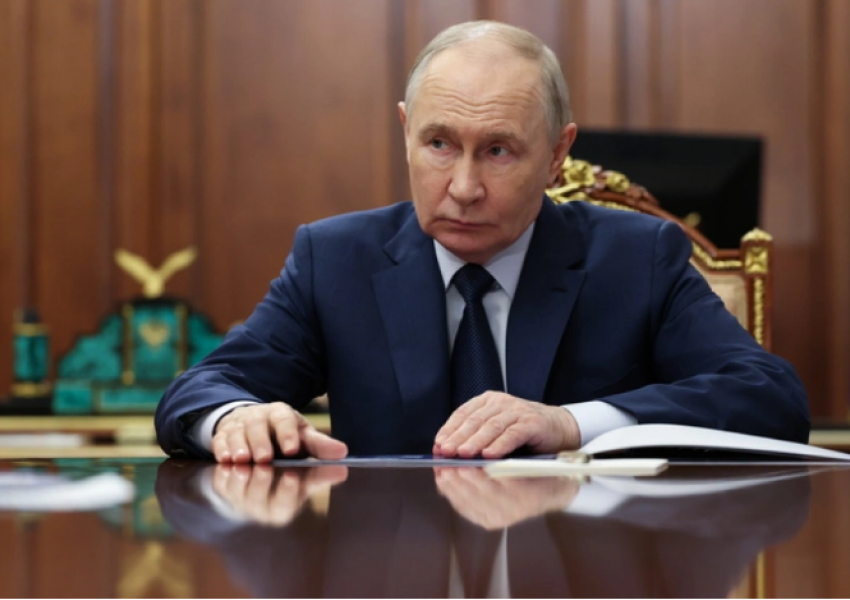 Putin vendos rregulla të reja për hapësirën ajrore, kufizon fluturimet pranë Moskës