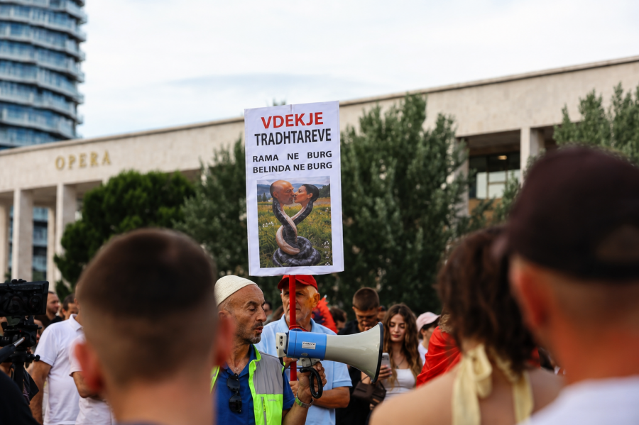 Rama sulmon sërish protestuesit: Këtë herë flet për sorra…