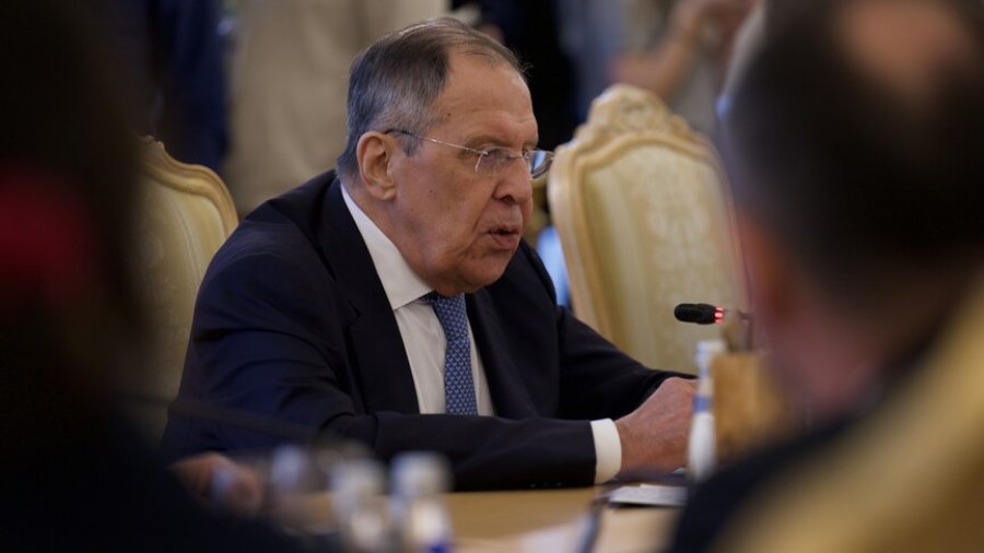 Lavrov paralajmëron sulme masive të rregullta pas sulmit me dron ukrainas në Moskë