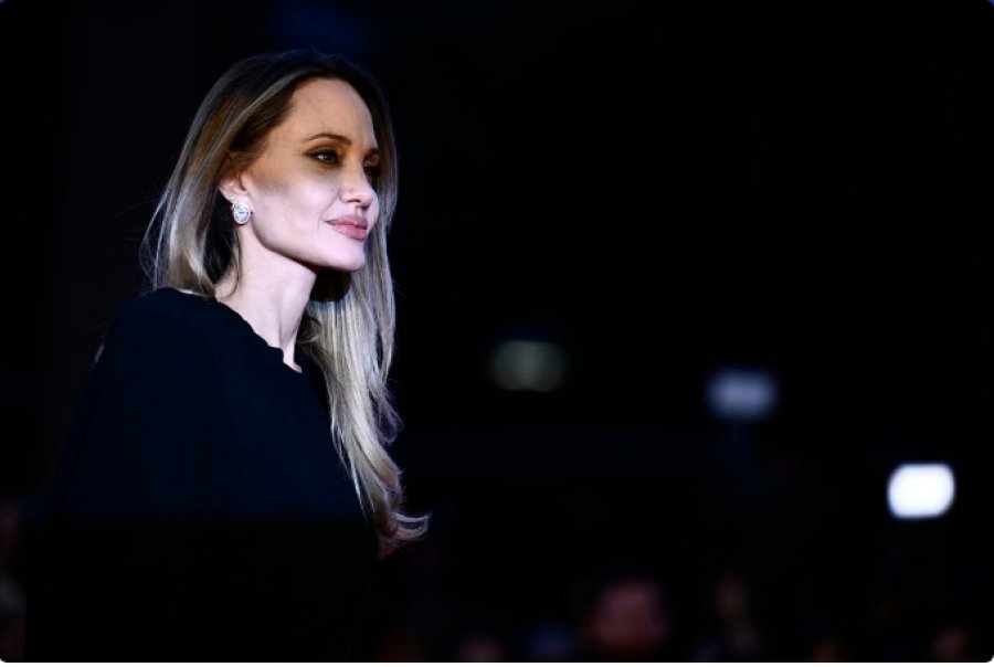 Angelina Jolie në një intervistë për jetën pas divorcit: 