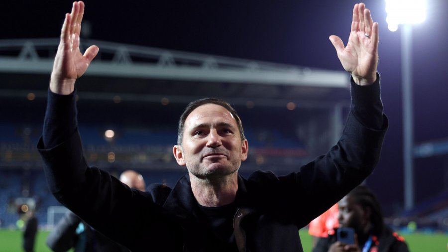 Lampard drejt rinovimit afatgjatë me Coventry-n pas ngjitjes historike në Premier League