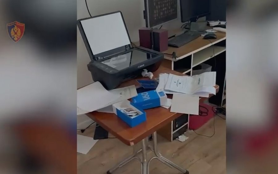 Diploma pa shkuar një ditë në shkollë për 5 mijë euro! Zbulohet laboratori ku falsifikoheshin dokumentet
