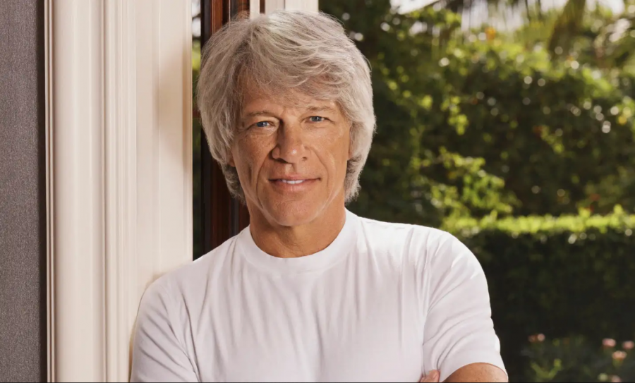 Jon Bon Jovi: Jam shëruar plotësisht pas operacionit në kordat vokale – rikthehet në skenë me turneun 'Forever'