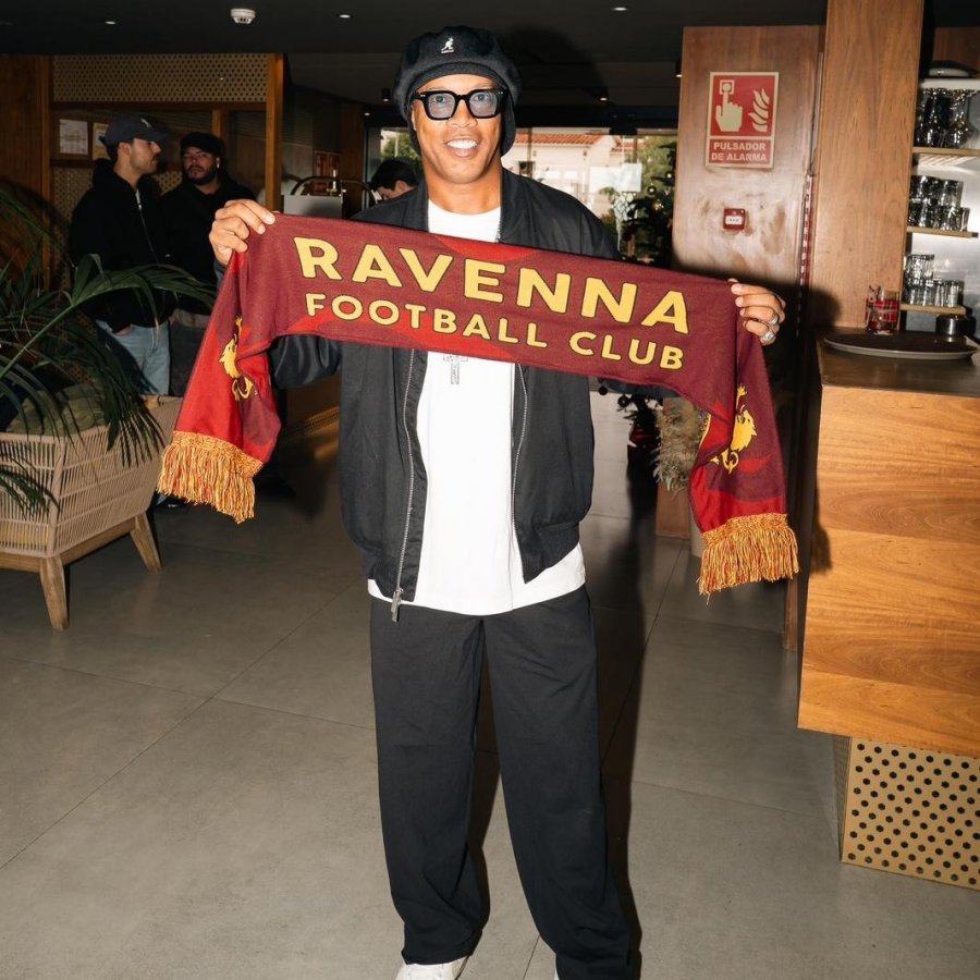 Sensacion në Itali, Ronaldinho rikthehet në fushë në moshën 46-vjeçare!