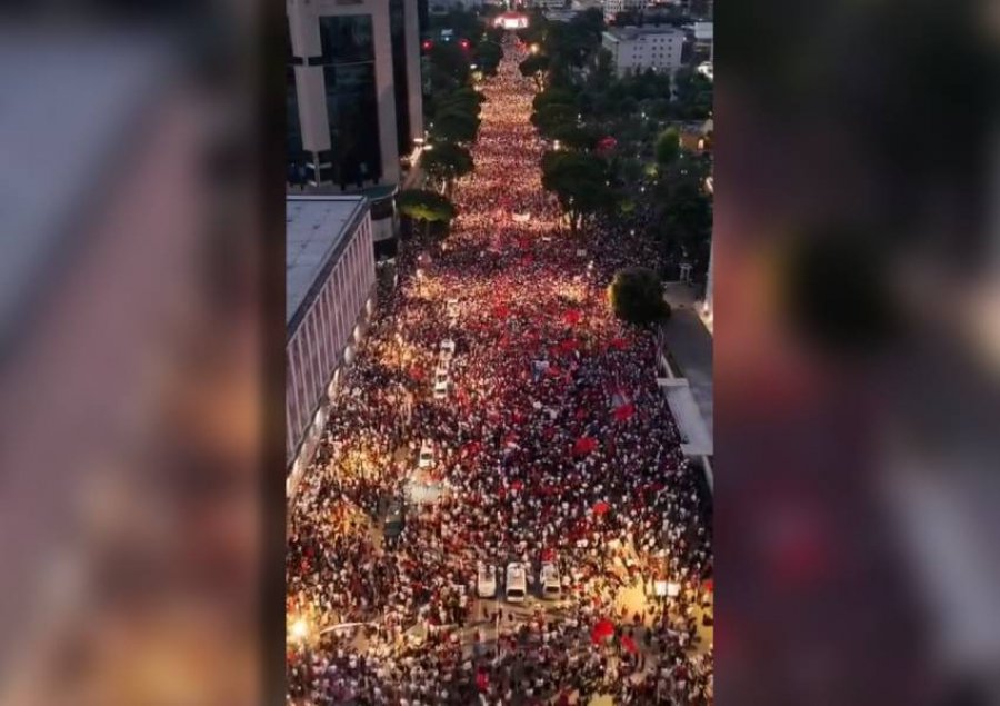 VIDEO  Pamje të tjera me dron nga protesta madhështore e shqiptarëve kundër Edi Ramës