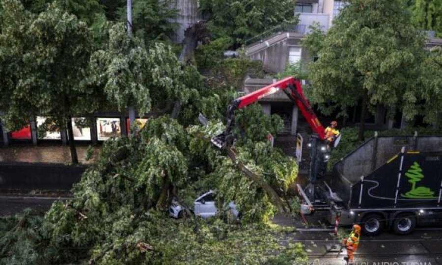 16-vjeçarja humb jetën pas stuhisë së fuqishme në Cyrih
