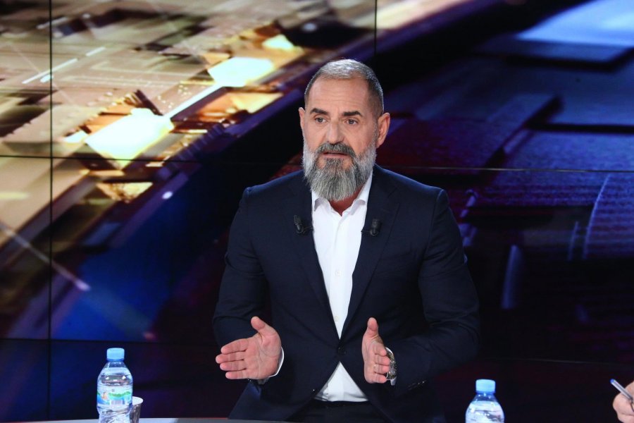 Arratisja e intelektualëve