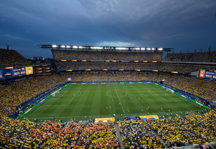 stuhite-kercenojne-ndeshjet-e-frances-dhe-norvegjise-ne-boteror-stadiumi-evakuohet-disa-ore-para-sfides