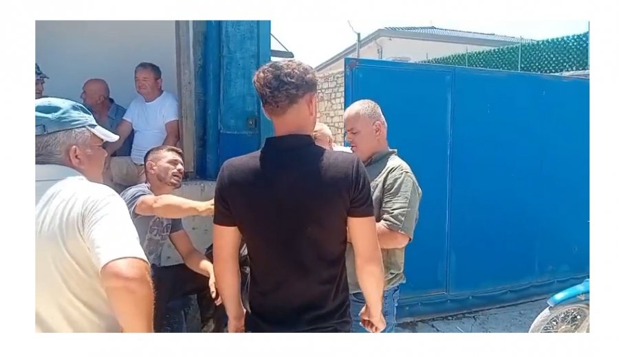Protestë në lagjen Koçiaj të Varibopit, banorët bllokojnë punimet: Duam rrugën e plotë dhe jo gjysmën