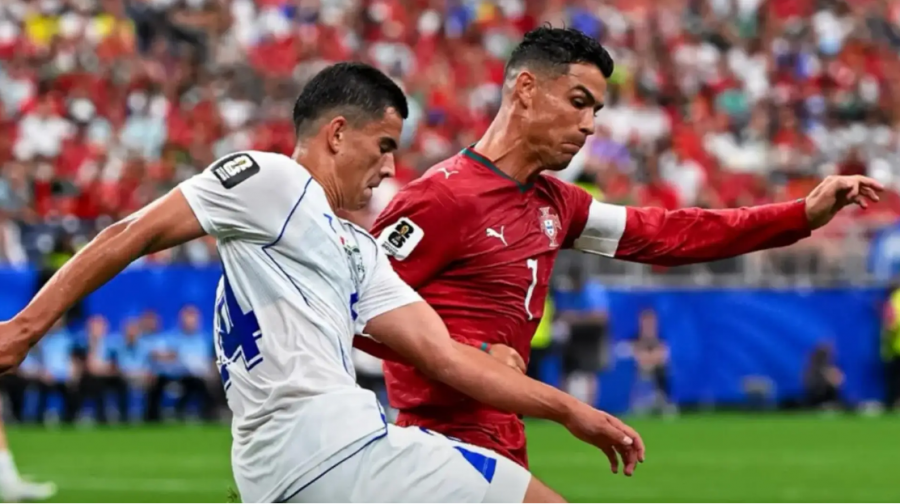 Ronaldo dhe Karimov hyjnë në histori, Botërori regjistron një duel unik mes dy brezave
