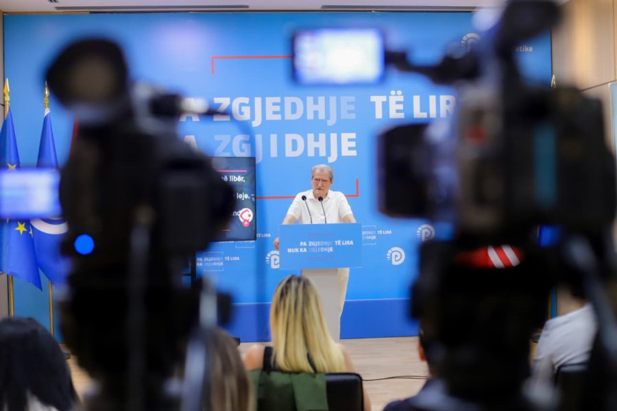 Berisha: Kufizimi i mandatit të kryeministrit në 2 mandate, PD plotësisht dakord, që nesër e votojmë këtë nismë