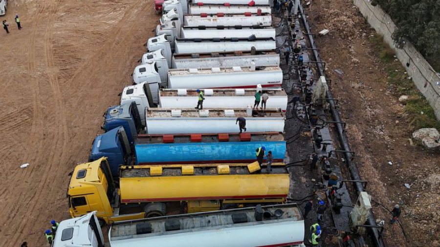 Një nga fushat më të mëdha të naftës në Irak pezullon operacionet