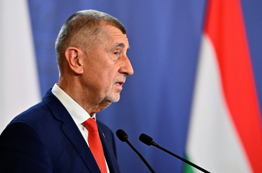 Kryeministri çek kritikon udhëheqësit botërorë për mungesë vullneti për paqe në Ukrainë