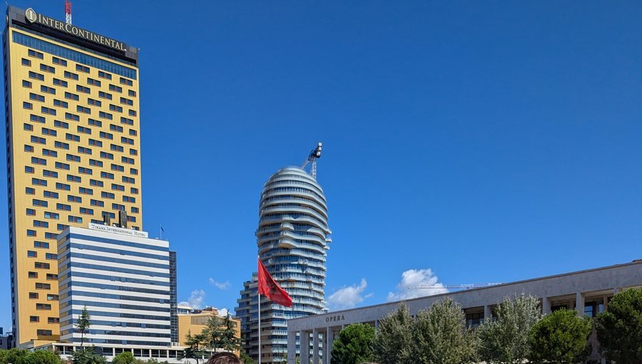 Arkitektët duhet të paguajnë për këtë