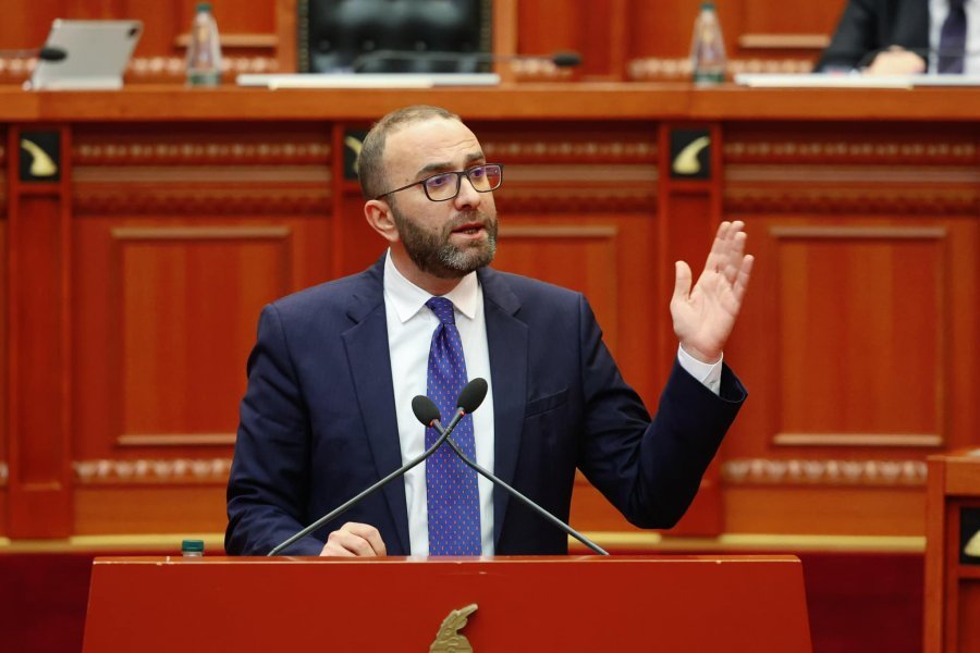 i-korruptuari-bardhi-per-sulmet-ndaj-protestuesve-kerkesa-eshte-doreheqja-e-edi-rames