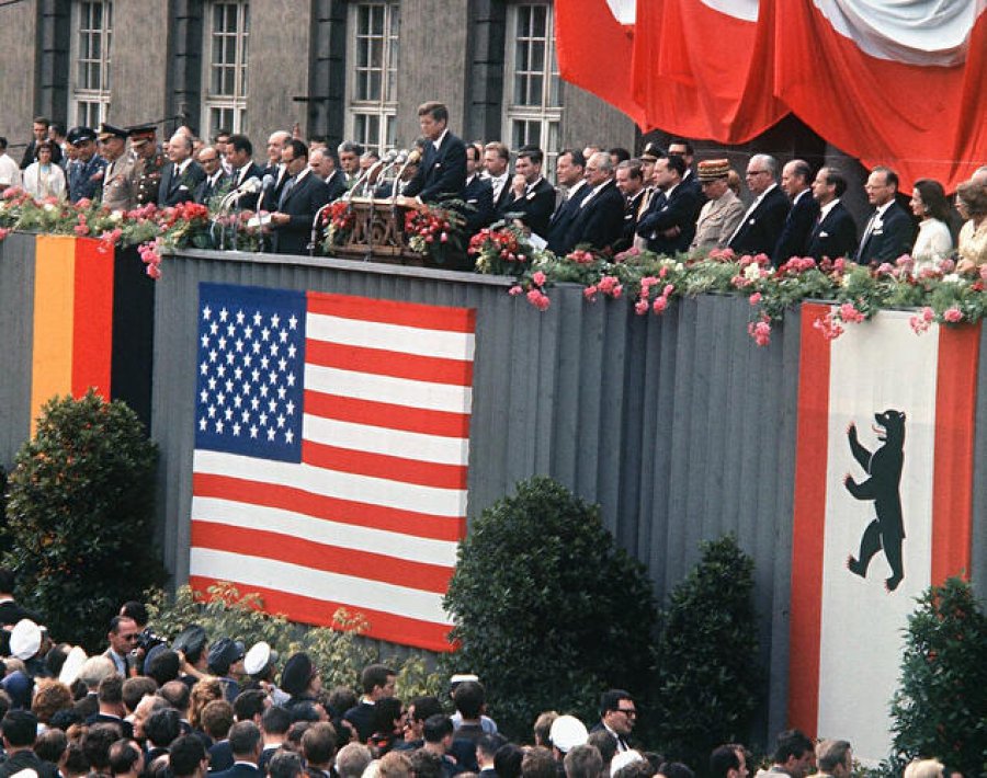 63-vjet-nga-fjalimi-historik-i-john-f-kennedy-qe-u-be-simbol-i-lirise