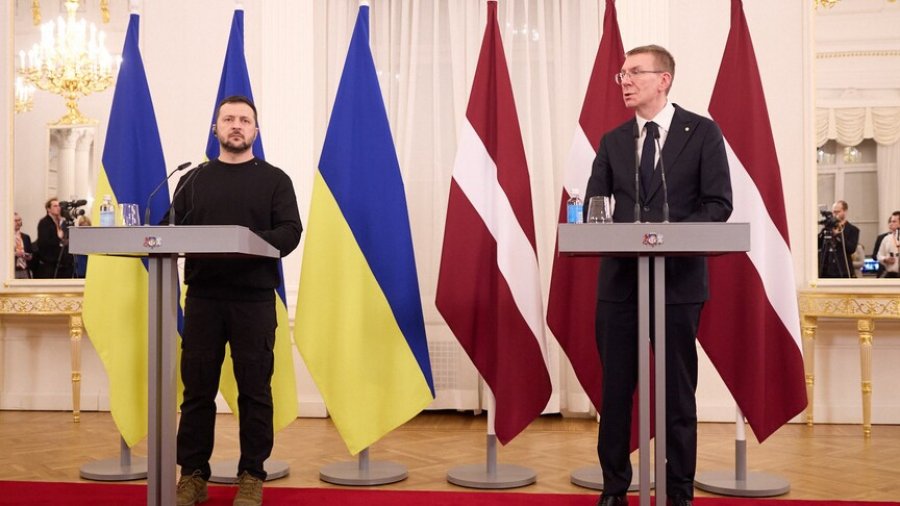 Presidentët e Ukrainës dhe Letonisë diskutojnë bashkëpunimin në mbrojtje