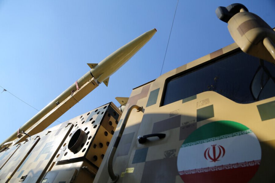 IRGC  Kemi goditur pozicionet ushtarake amerikane në rajon pas sulmeve në jug