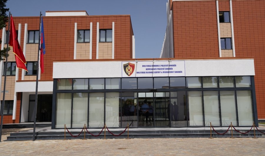 EMRI  Kërcënoi punonjësen pas shkarkimit nga detyra  përjashtohet ish drejtori i policisë së Shkodrës