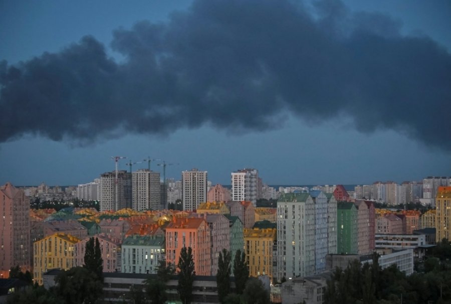 Kuvajti miratoi marrëveshjen për bashkëpunim ushtarak me Ukrainën