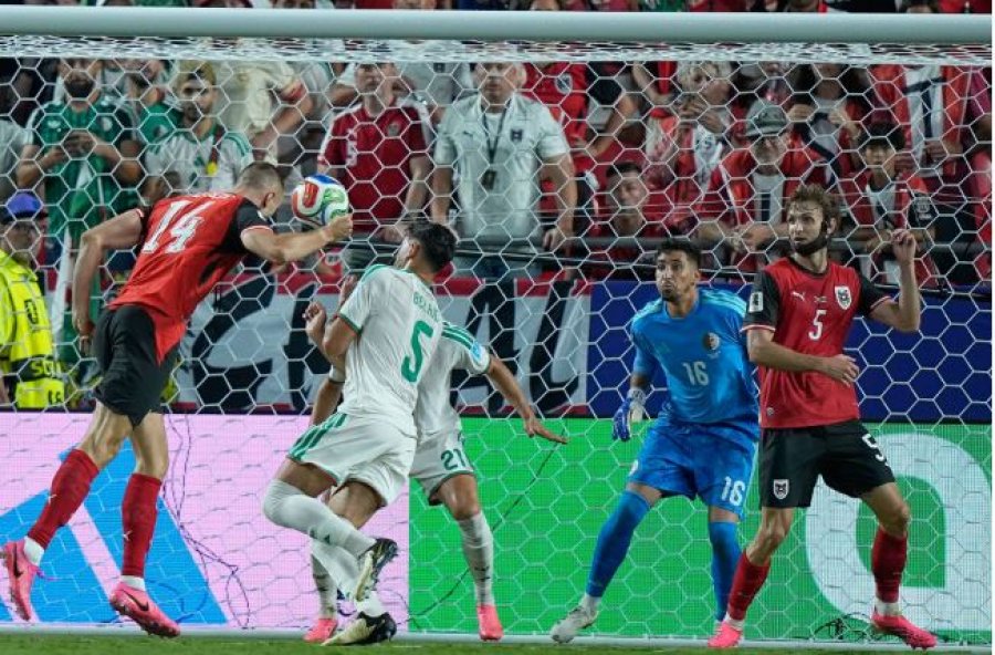 Kalajdziç shpëton Austrinë në sekondat e fundit ndaj Algjerisë  eliminim dramatik për Iranin