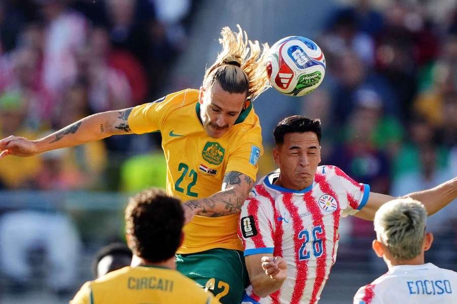 Festoi aq shumë ngjitjen në Bundesligë, sa shtyu edhe dasmën e tij! Historia e pazakontë e Jackson Irvine