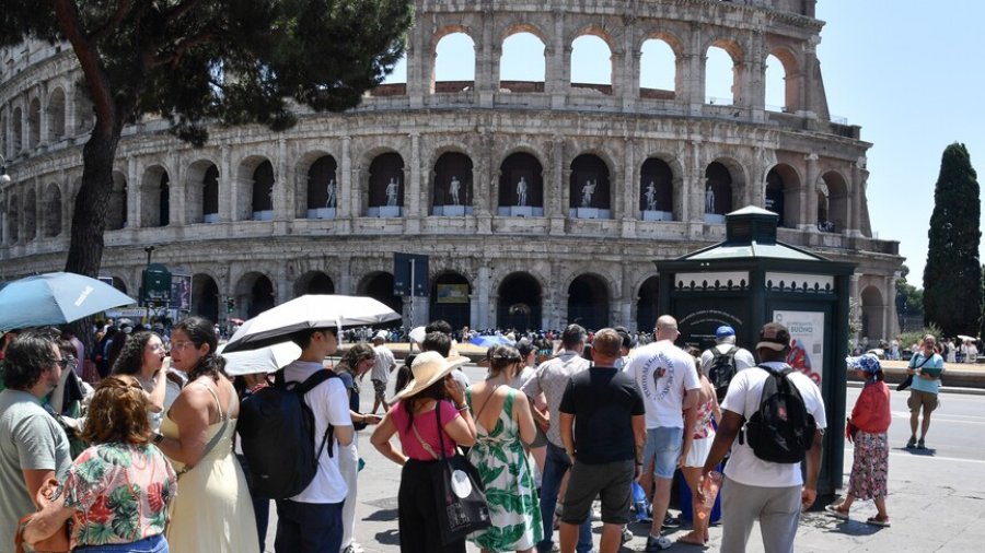 Italia përballet me vapë ekstreme dhe stuhi të dhunshme ndërsa vala e të nxehtit përfshin vendin