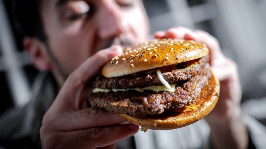 Inteligjenca artificiale e re e zhvilluar për të krijuar hamburgerin perfekt