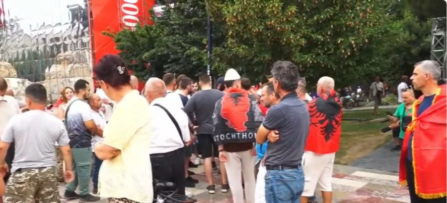 'Rama jep dorëheqjen', revolta qytetare në ditën e 31-të, nis protesta kundër qeverisë