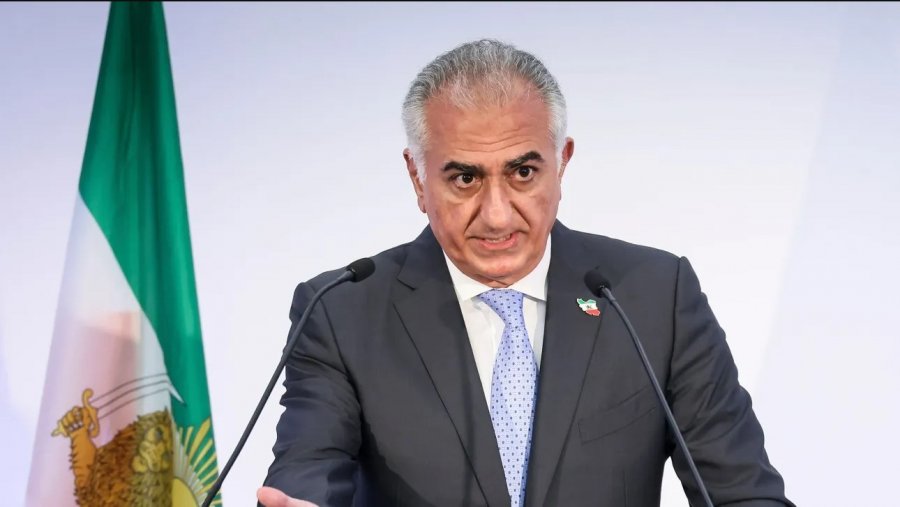 Trashëgimtari i ish-shahut të Iranit mesazh qytetarëve: Rrëzoni Republikën Islamike 