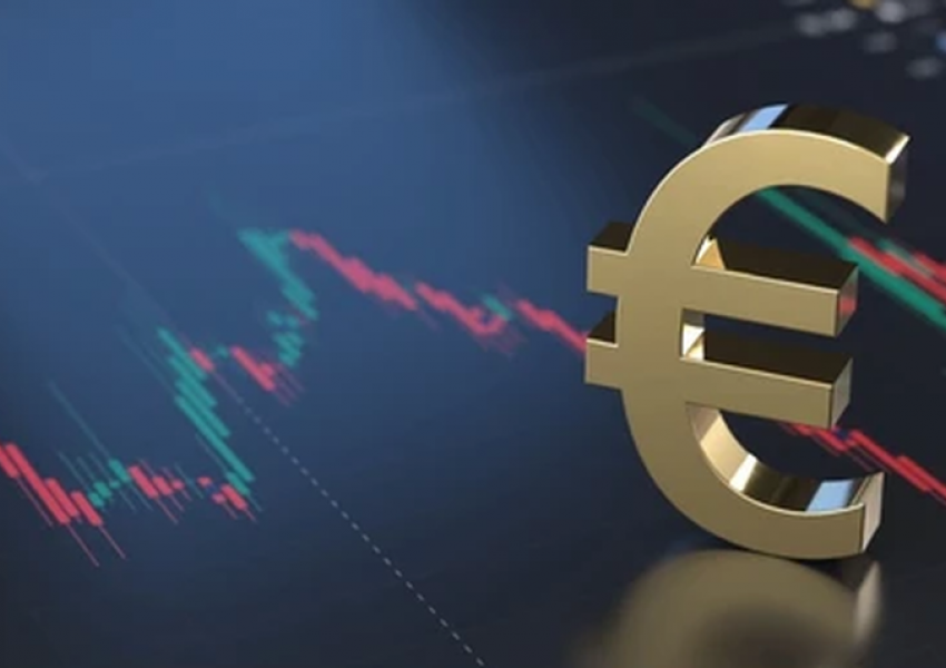 Këmbimi valutor 2 mars/ Me sa blihen e shiten dollari dhe euro, çfarë ndodh me monedhat e tjera