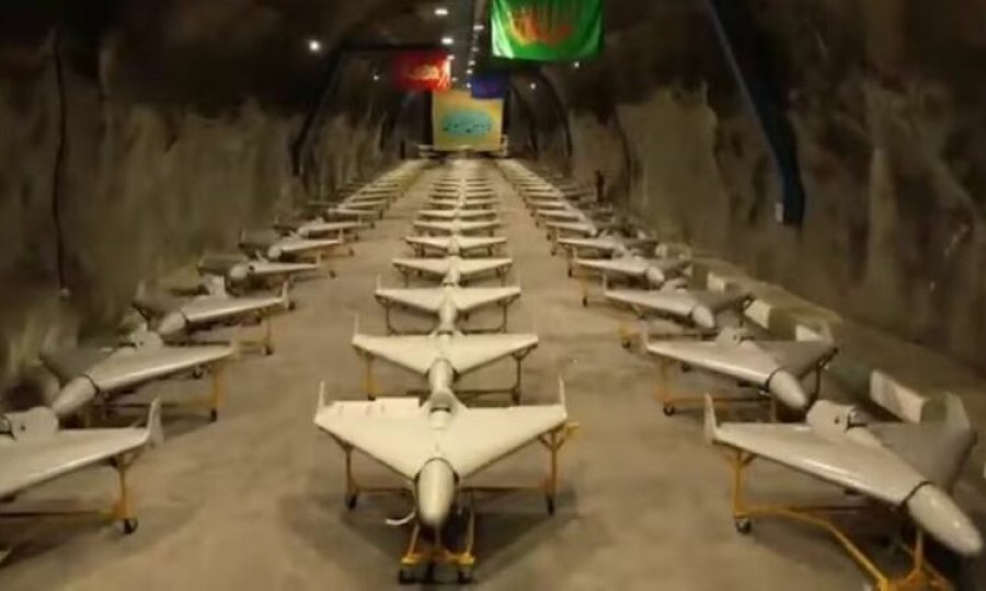 Irani publikon flotën e tij të dronëve në tunel nëntokësor