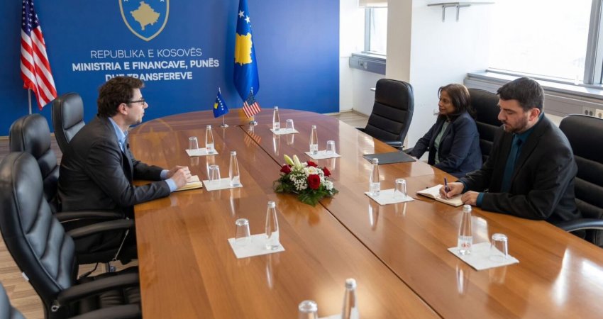 Prattipati takon Muratin, flasin për përfshirjen e kompanive amerikane në projektet e mëdha infrastrukturore në vend