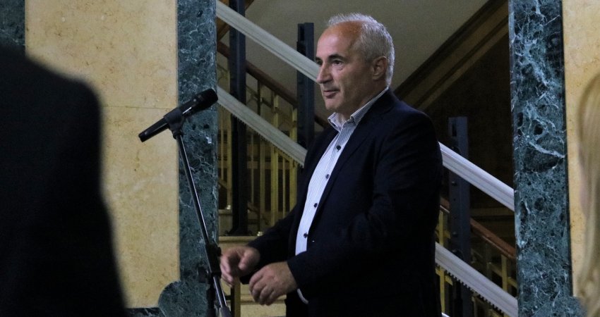 Pas shkarkimit të Loshit, drejtori për çështjet ligjore në Kuvend emërohet U.D. i Zv/Sekretarit