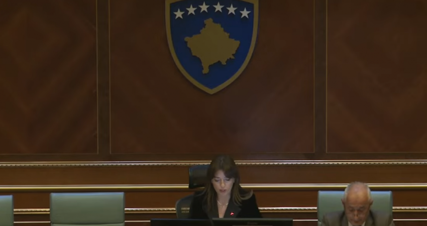 Nis seanca për ndryshimet kushtetuese për zgjedhjen e presidentit