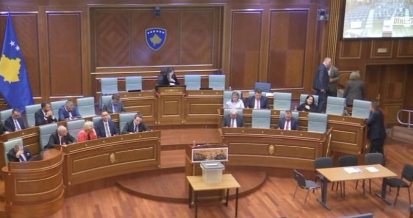 Seanca për Presidentin, kutia e votimit vendoset në sallë