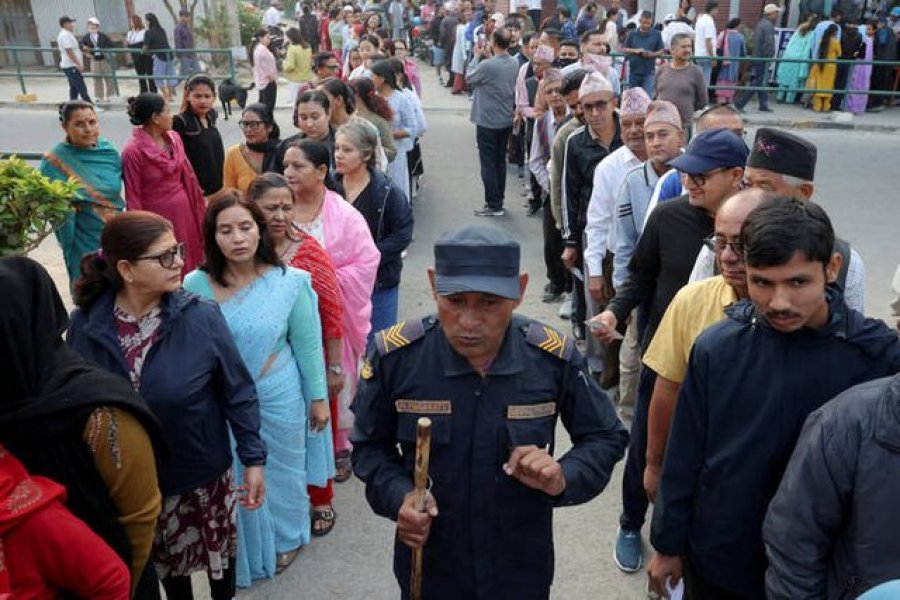 Protestat e të rinjve rrëzuan qeverinë, hapen qendrat e votimit në zgjedhjet e para në Nepal