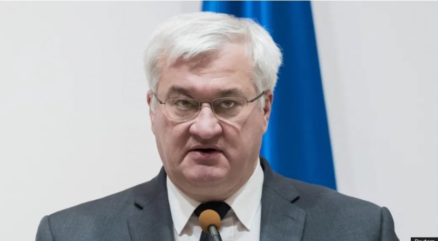 Ukraina akuzon Hungarinë për marrjen peng të shtatë personave