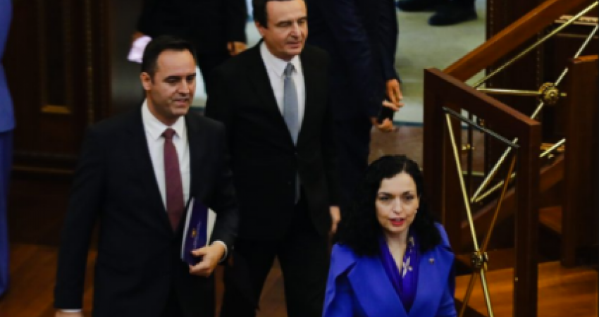 Mediat ndërkombëtare: Përsëri ngërç politik në Kosovë, Kurti e Osmani i japin fund aleancës