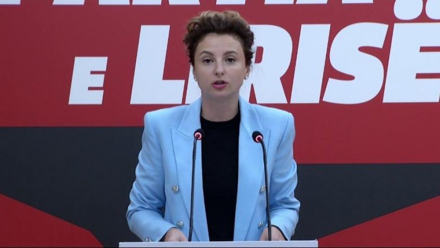 PL denoncon: Qeveria mashtron mësuesit, pagat ulen dhe arsimi braktiset
