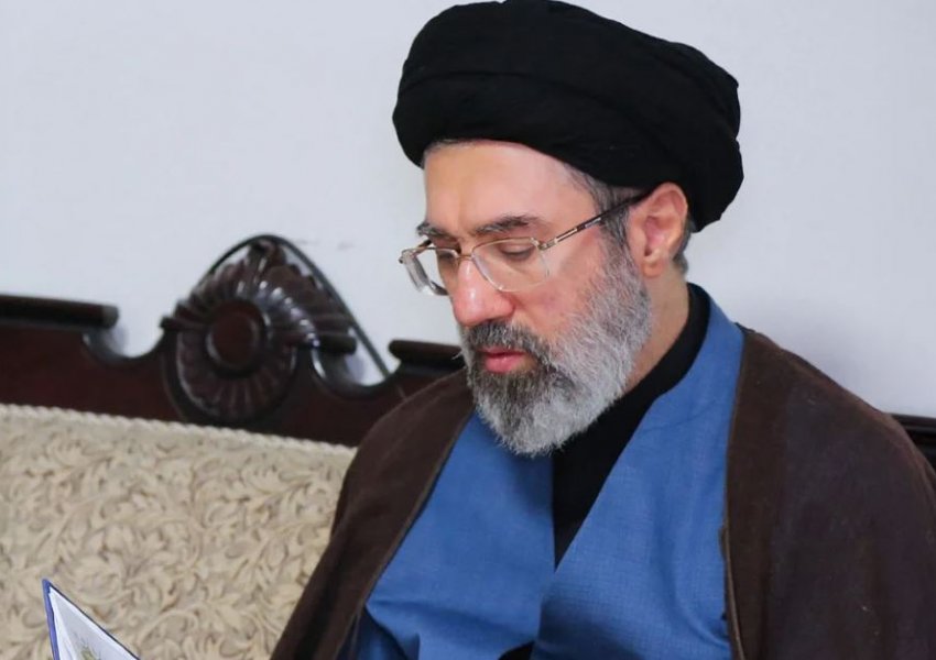 Pritet të jetë lideri suprem i Iranit, djali i Khameneit zotëron apartamente me vlerë 50 mln paund pranë pallatit të William dhe Kate në Londër 